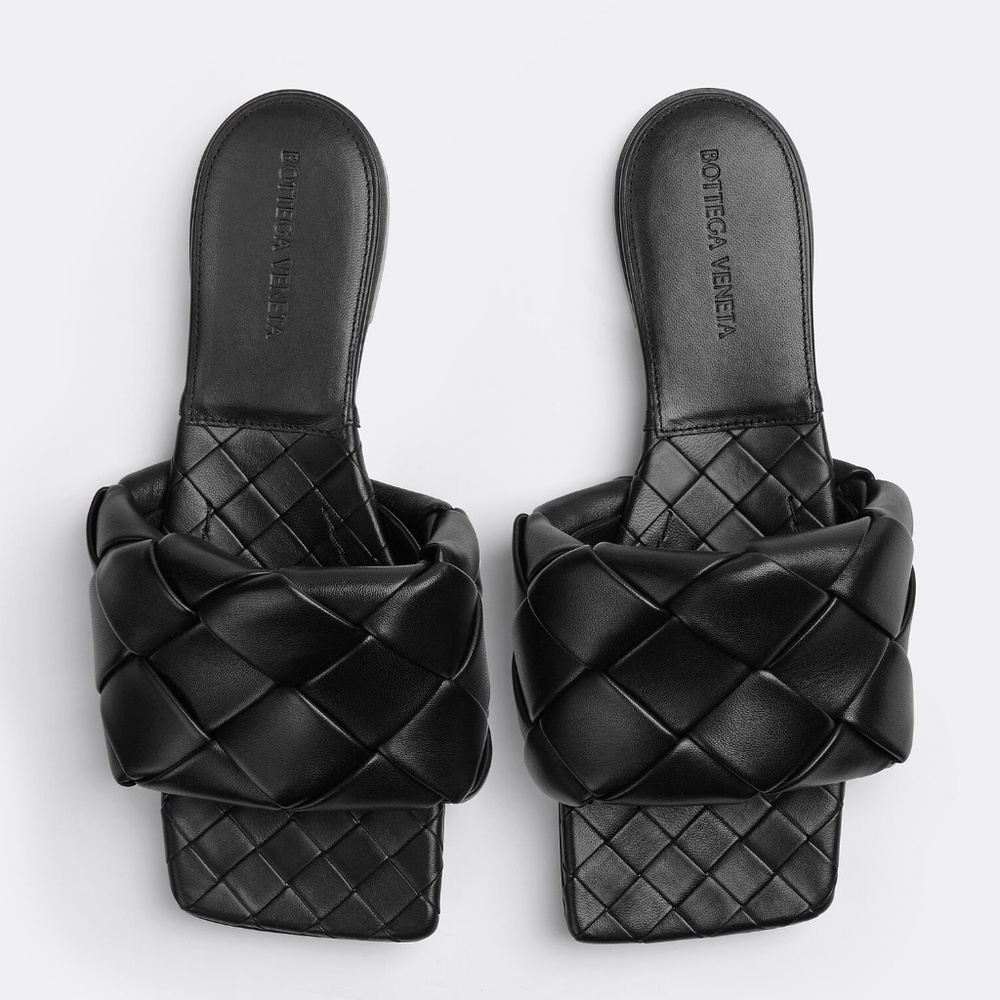 BOTTEGA VENETA Lido Flat Sandal Intrecciato leather flat sandals BLACK 40